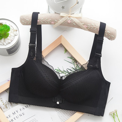 Naiste rinnahoidja paela ja pitsiga