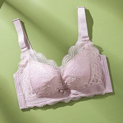 Naiste pitsrinnahoidja reguleeritavate rihmadega