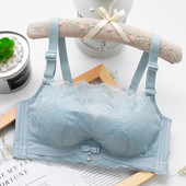 Naiste pitsiga rinnahoidja - rinnakamat tüüpi