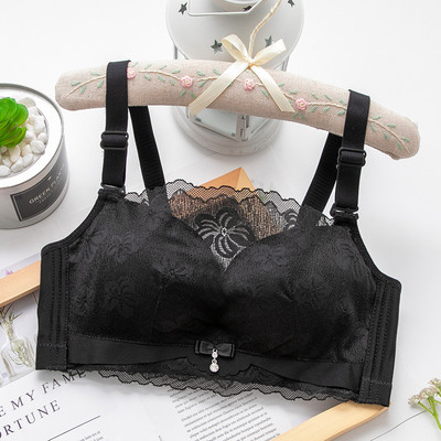 Naiste pitsiga rinnahoidja - rinnakamat tüüpi