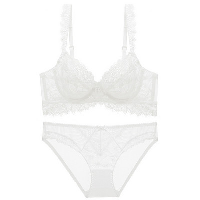 Naiste pitsiga komplekt