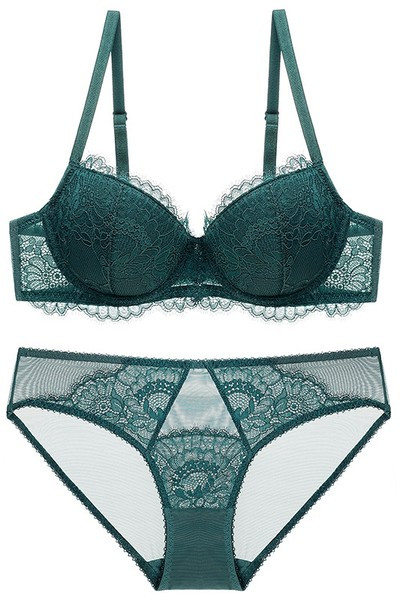 Εσώρουχα δύο τεμαχίων με δαντέλα