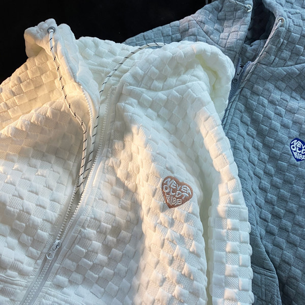 Naiste dressipluus kapuutsi ja taskuga