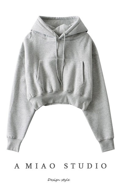 Női pulóver kapucnival és gumival