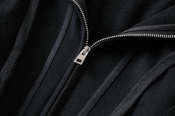 Naiste kapuutsiga dressipluus - musta värvi