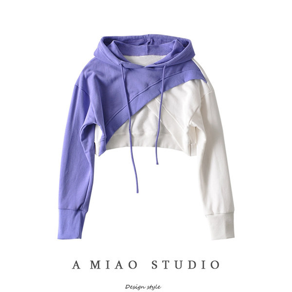 Lühike kapuutsi ja lipsudega dressipluus