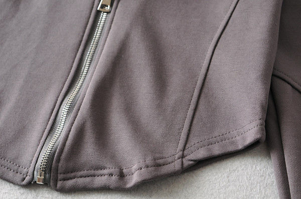 Γυναικείο φούτερ ασύμμετρο με κουκούλα σε τρία χρώματα