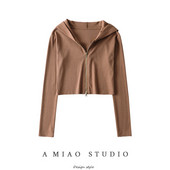 Naiste vabaaja kapuutsi ja lukuga dressipluus - kolme värvi