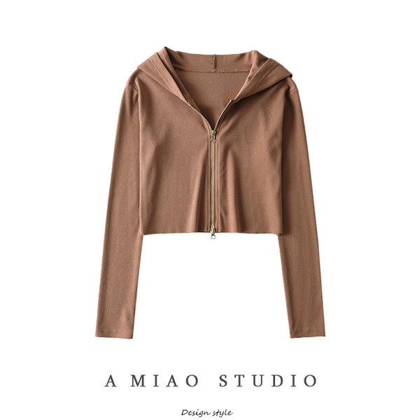 Naiste vabaaja kapuutsi ja lukuga dressipluus - kolme värvi