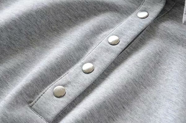 Naiste nööpide ja klassikalise kraega dressipluus