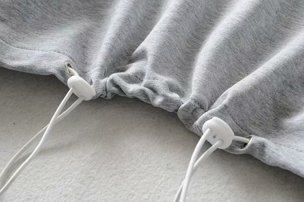 Naiste nööpide ja klassikalise kraega dressipluus