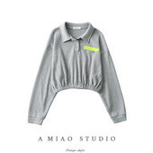 Női pulóver klasszikus gallérral