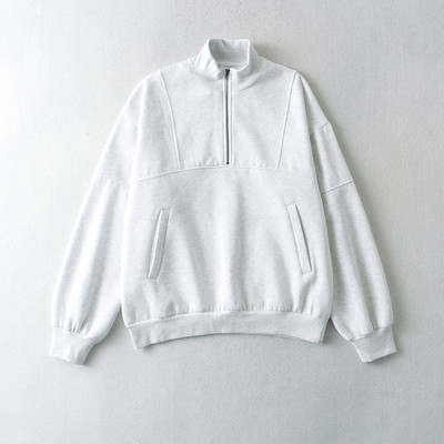 Naiste suhkur luku ja taskutega