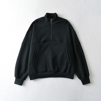 Naiste suhkur luku ja taskutega