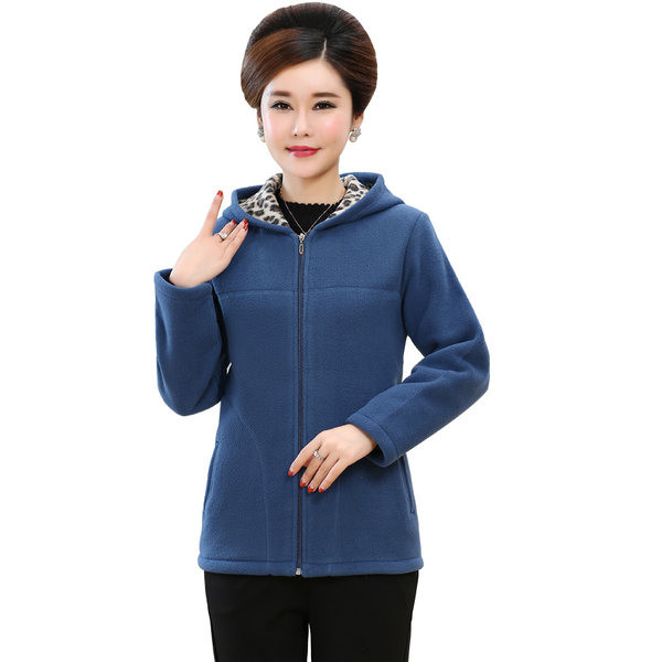 Kinnituse ja kapuutsiga naiste igapäevane dressipluus