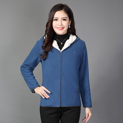 Igapäevane kapuutsiga dressipluus - naistele