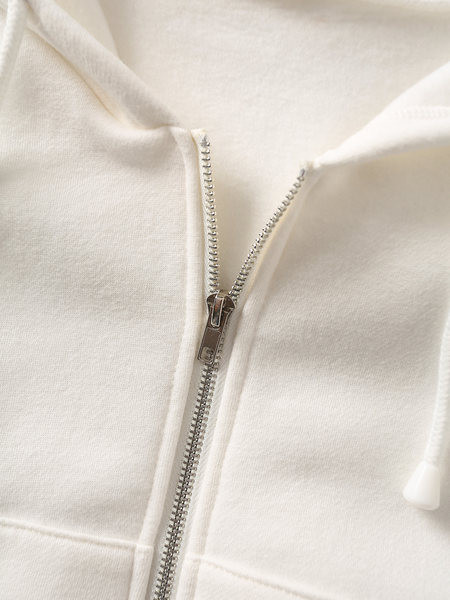 Igapäevane kapuutsiga naiste dressipluus - valget värvi