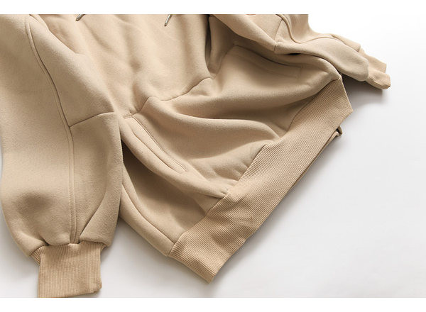 Kapuutsi ja lipsudega naiste dressipluus - kahes värvitoonis