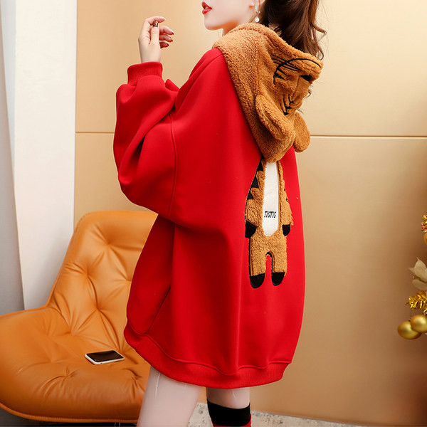 Lai naiste dressipluus 3D-rakendusega seljal