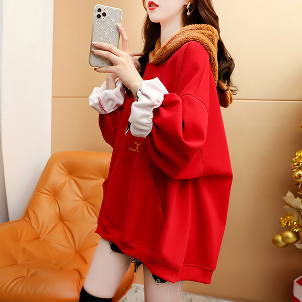 Lai naiste dressipluus 3D-rakendusega seljal