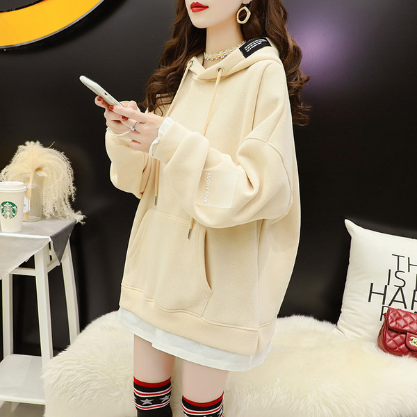 Φαρδύ φούτερ με κουκούλα και τσέπη