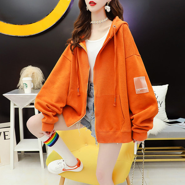 Laia mudeliga naiste dressipluus kapuutsi ja lukuga