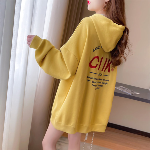 Laia mudeliga naiste dressipluus kapuutsi ja taskuga