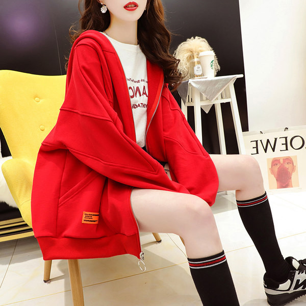 Γυναικείο φούτερ με έμβλημα και κουκούλα φαρδύ μοντέλο