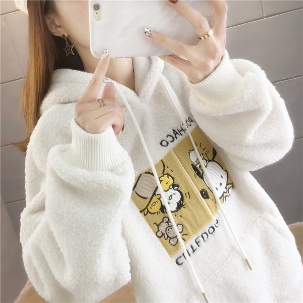 Naiste lai aplikatsiooni ja lipsudega dressipluus