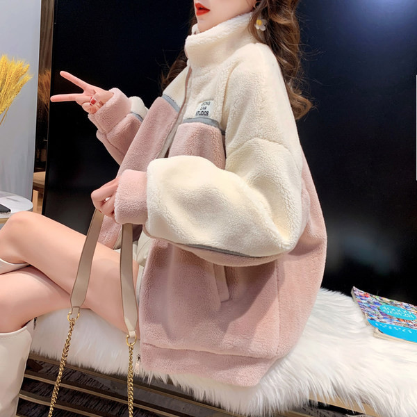 Tasuta mudel kõrge kraega naiste suleline dressipluus