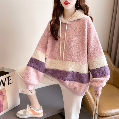 Naiste kapuutsiga sulevilt