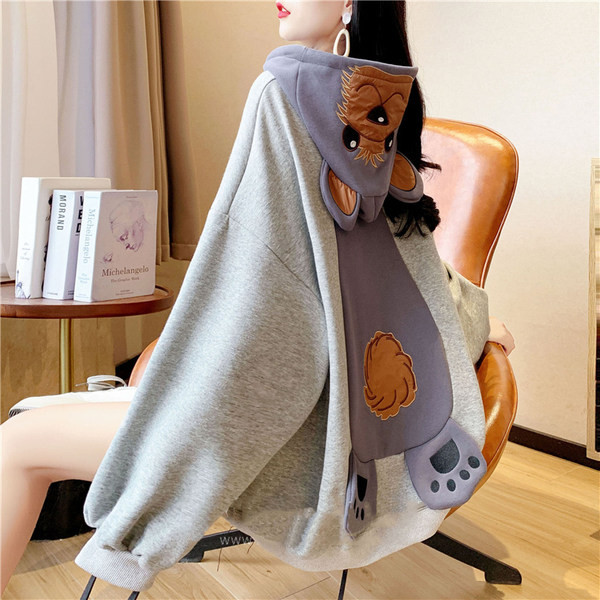 Φαρδύ φούτερ φθινοπώρου-χειμώνα με κουκούλα και τρισδιάστατο στοιχείο