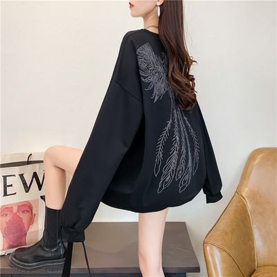 Naiste dressipluus mitu mudelit aplikatsiooniga