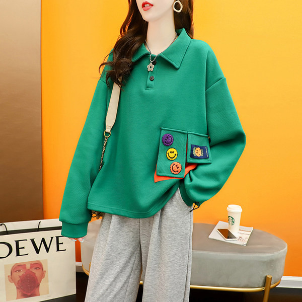 Naiste dressipluus mitu mudelit aplikatsiooniga