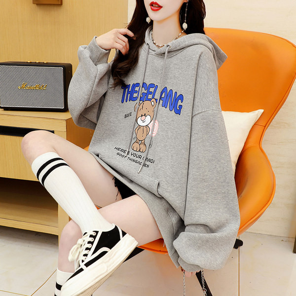 Sportlik naiste pikk aplikatsiooni ja lipsudega dressipluus