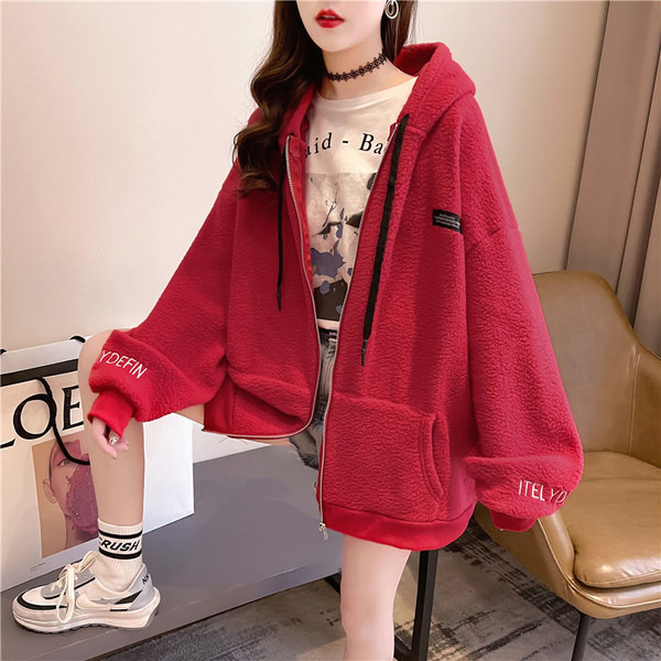 Φαρδύ μοντέλο γυναικείο φούτερ με κορδόνια και κεντητή επιγραφή