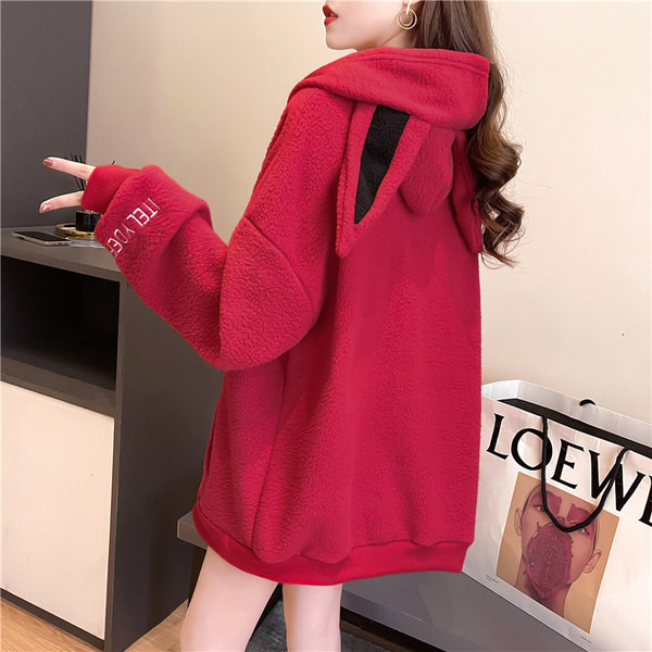 Φαρδύ μοντέλο γυναικείο φούτερ με κορδόνια και κεντητή επιγραφή