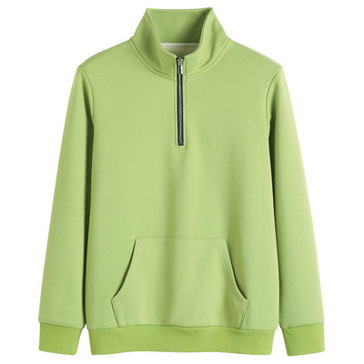 Naiste spordijooks kirja ja lukuga