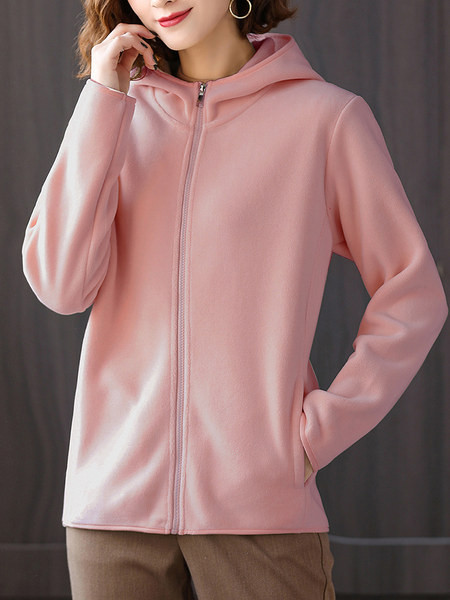 Lihtne mudel kapuutsiga naiste dressipluus