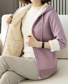 Naiste tepitud dressipluus kapuutsi ja lukuga