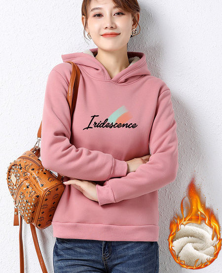 Naiste tepitud dressipluus kirja ja kapuutsiga