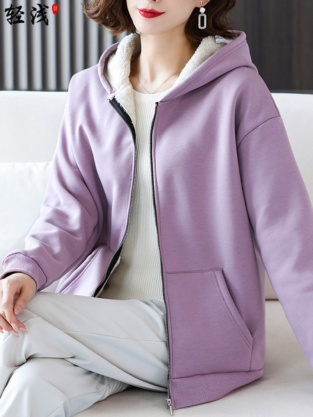 Naistele sooja voodri ja kapuutsiga talvine dressipluus