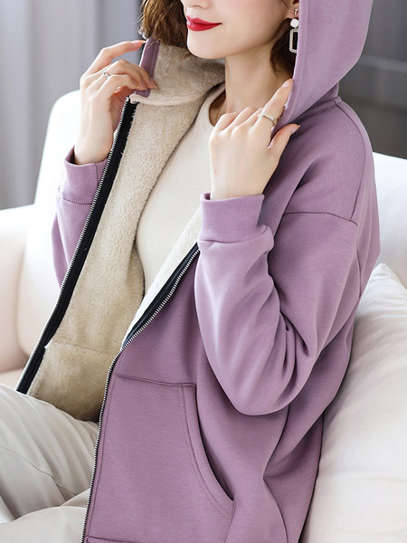 Naistele sooja voodri ja kapuutsiga talvine dressipluus