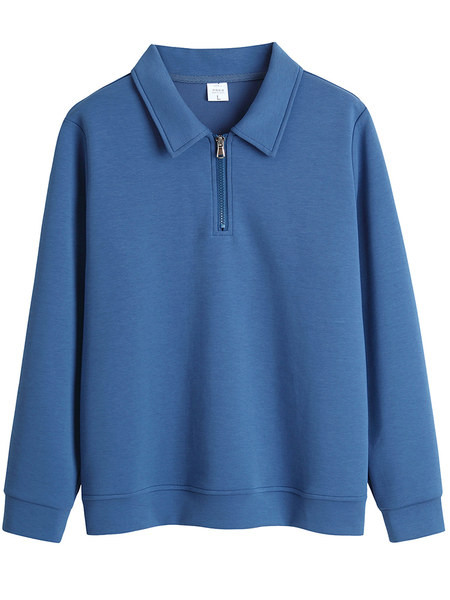 Klassikalise krae ja lukuga naiste dressipluus