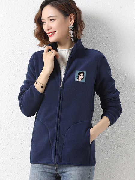 Mitmes värvitoonis kõrge kraega naiste dressipluus Polar