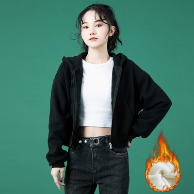 Κοντό γυναικείο φούτερ με φερμουάρ και κουκούλα