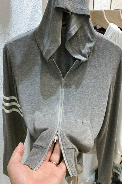 Καθημερινό γυναικείο φούτερ με κουκούλα - τρία χρώματα