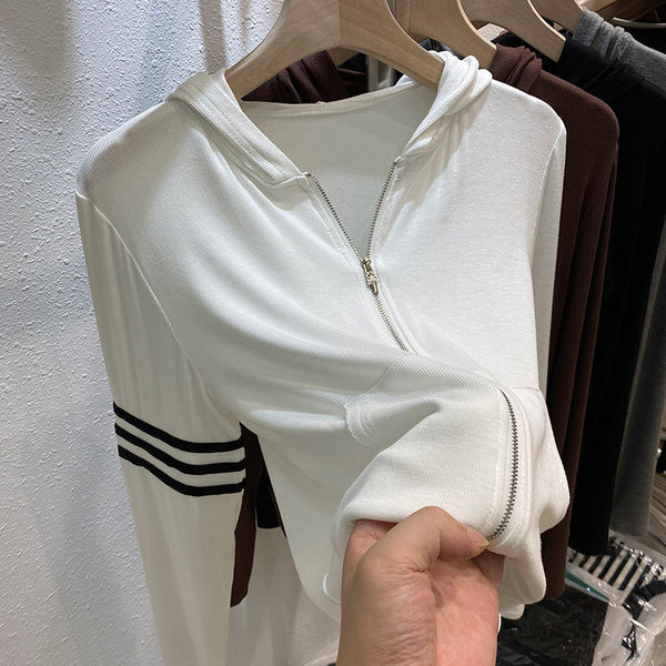 Καθημερινό γυναικείο φούτερ με κουκούλα - τρία χρώματα