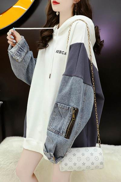 Laia mudeliga naiste dressipluus teksatükkidega