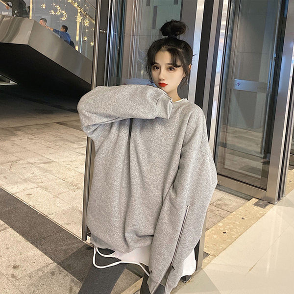 Lai naiste dressipluus ovaalse kaelusega musta ja halli värviga